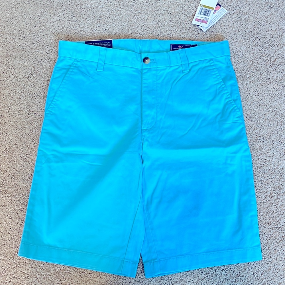 Vineyard Vines Boys Stretch Breaker shorts - size 14. NWT.